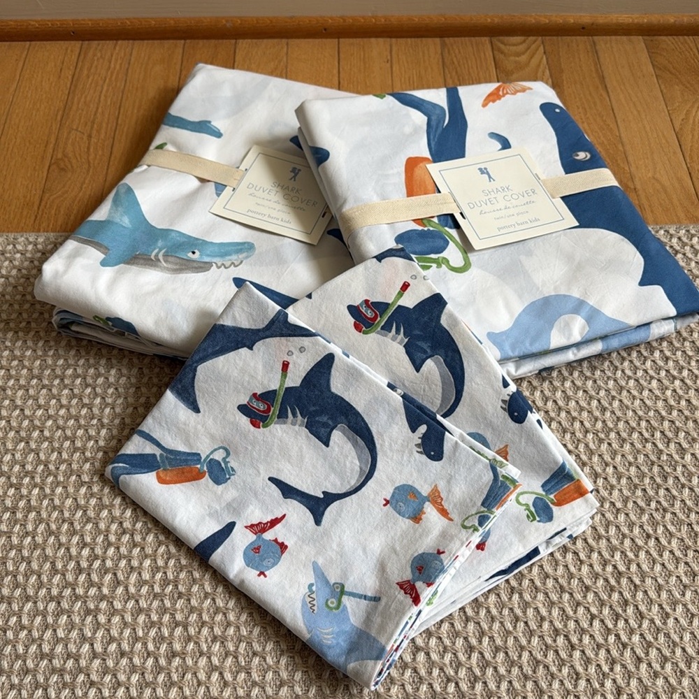 Pottery Barn Kids Shark Twin Duvet Cover & Pillowcase Sets 1 Available